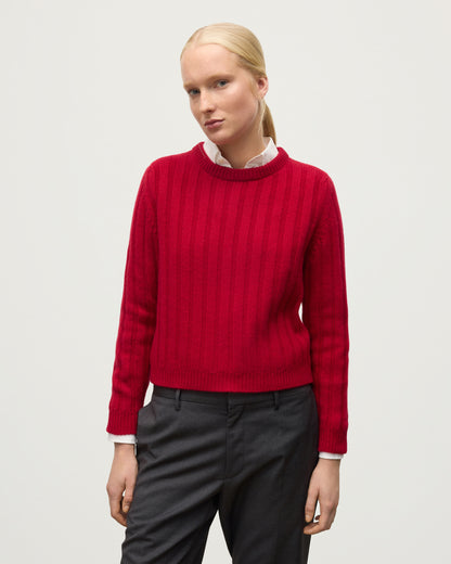 MODEL WEARING JOHNSTONS OF ELGIN WOMENS LECHT CREW SWEATER RED KAC05706SE5325