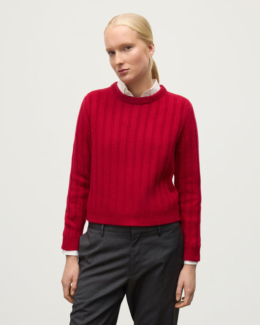 MODEL WEARING JOHNSTONS OF ELGIN WOMENS LECHT CREW SWEATER RED KAC05706SE5325