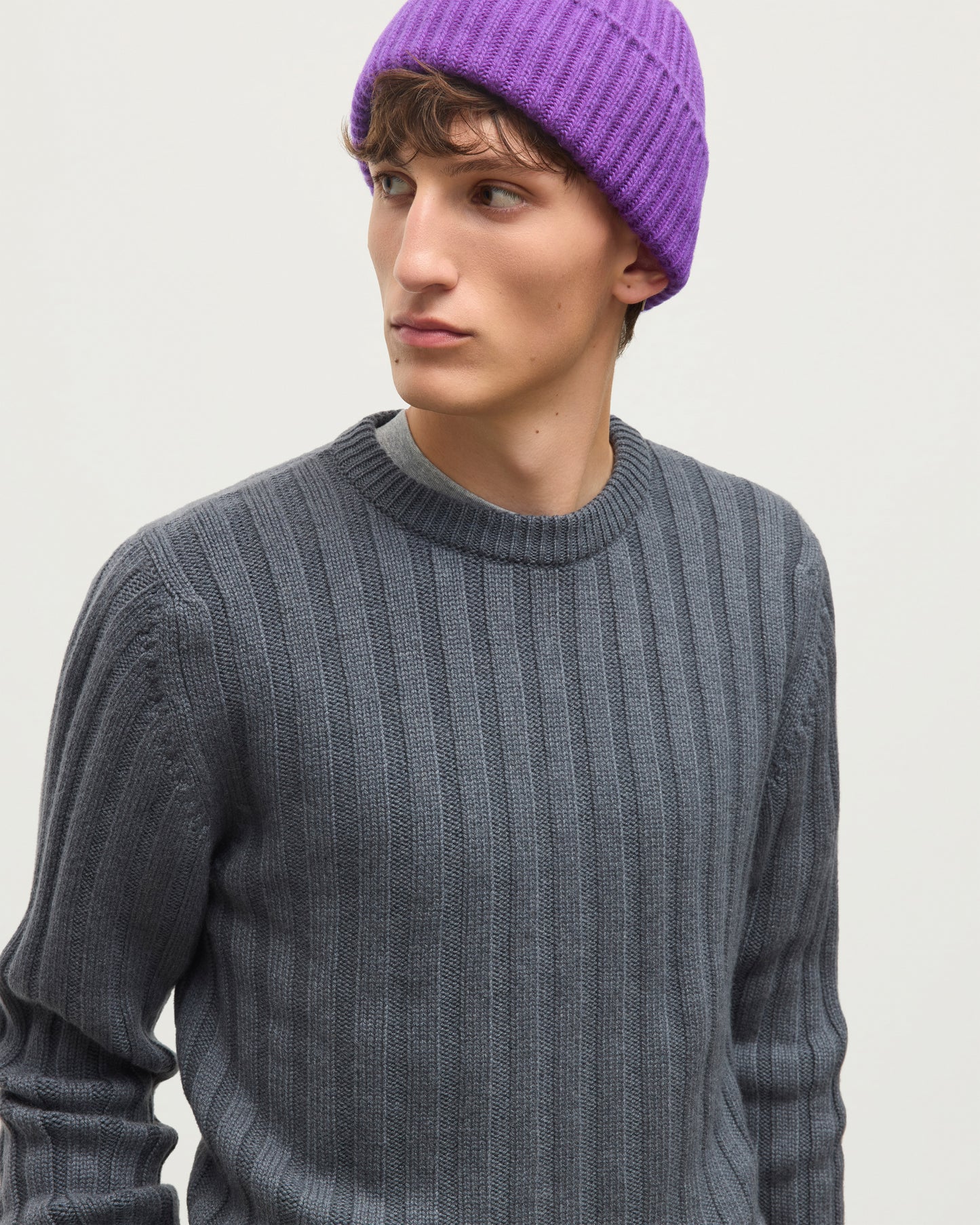 JOHNSTONS OF ELGIN PEEL CREW SWEATER CASHMERE FLAT RIB CREW SWEATER - 8 PLY GREY 100% CASHMERE KAC05751SA7216S