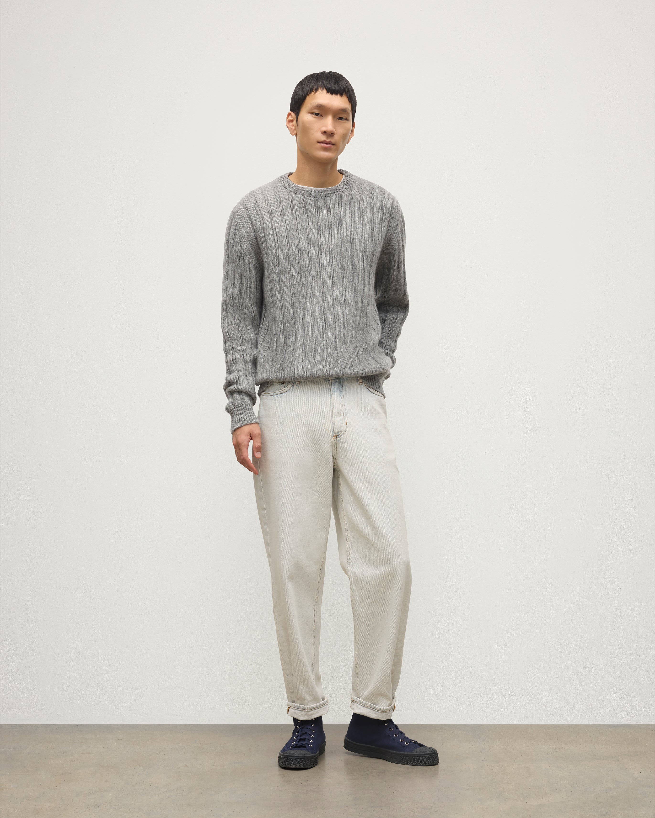 Peel Grey Cashmere Jumper – Johnstons of Elgin