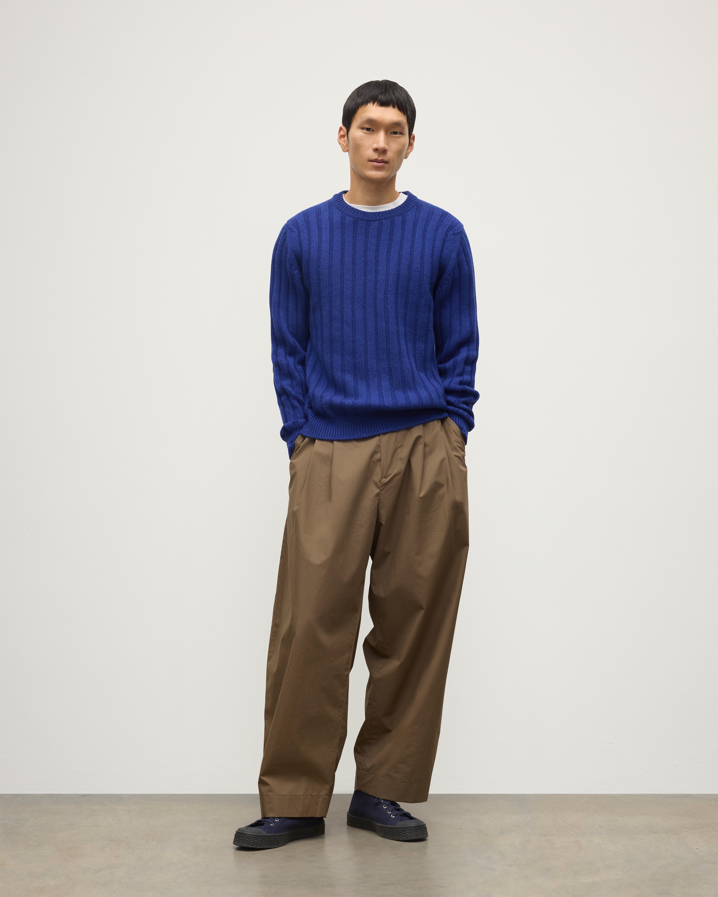 メンズ・カシミヤ・ニット｜Johnstons of Elgin – Page 2