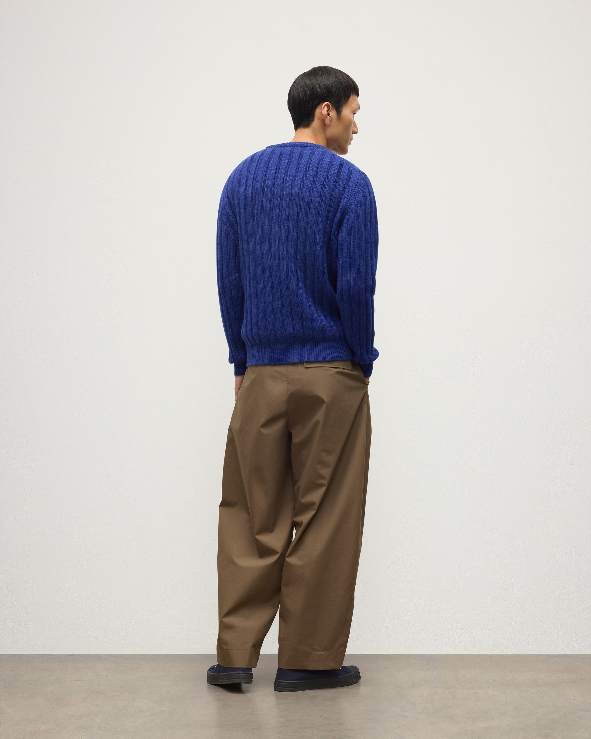 Calder Blue Cable Cashmere Jumper – Johnstons of Elgin