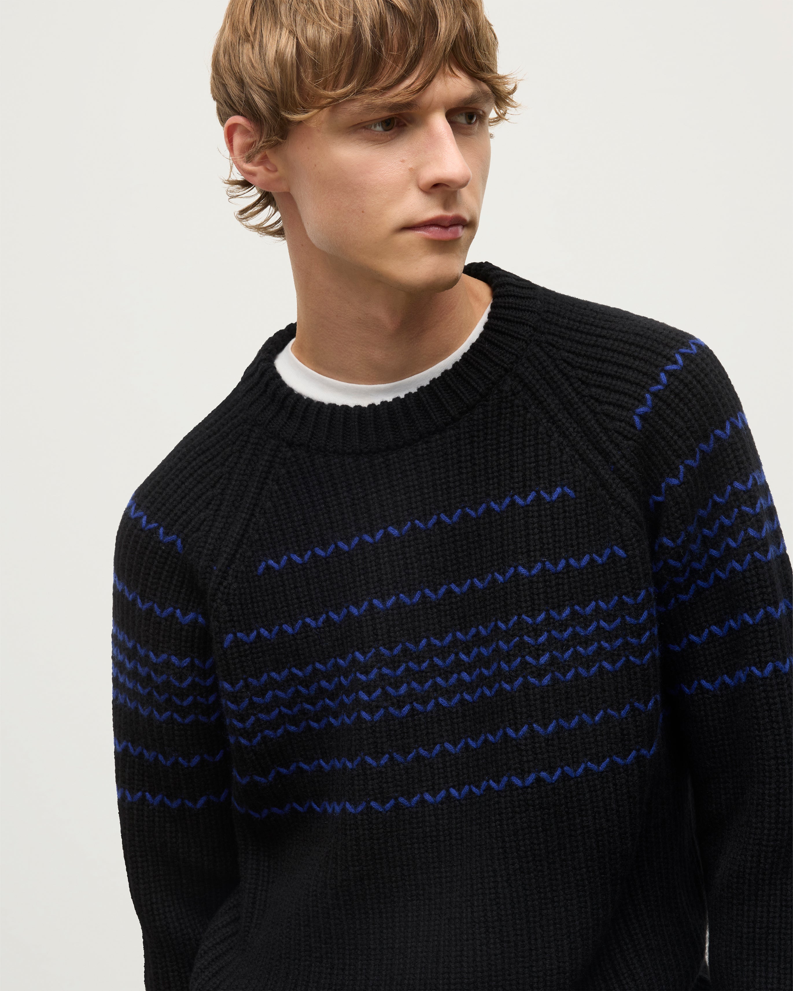Summit Black & Blue Cashmere Jumper | Scottish Luxury Cashmere