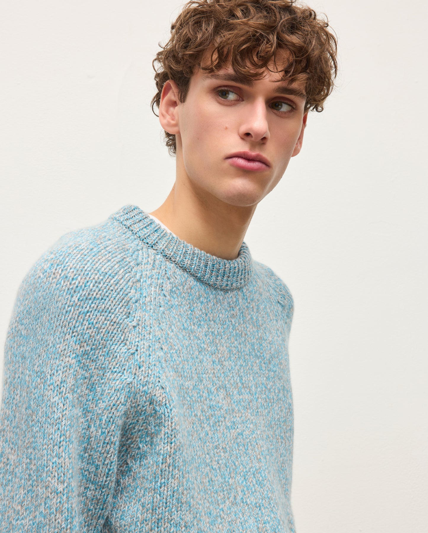 JOHNSTONS OF ELGIN  FYFE CREW SWEATER BLUE 100% CASHMERE KAC05753006779