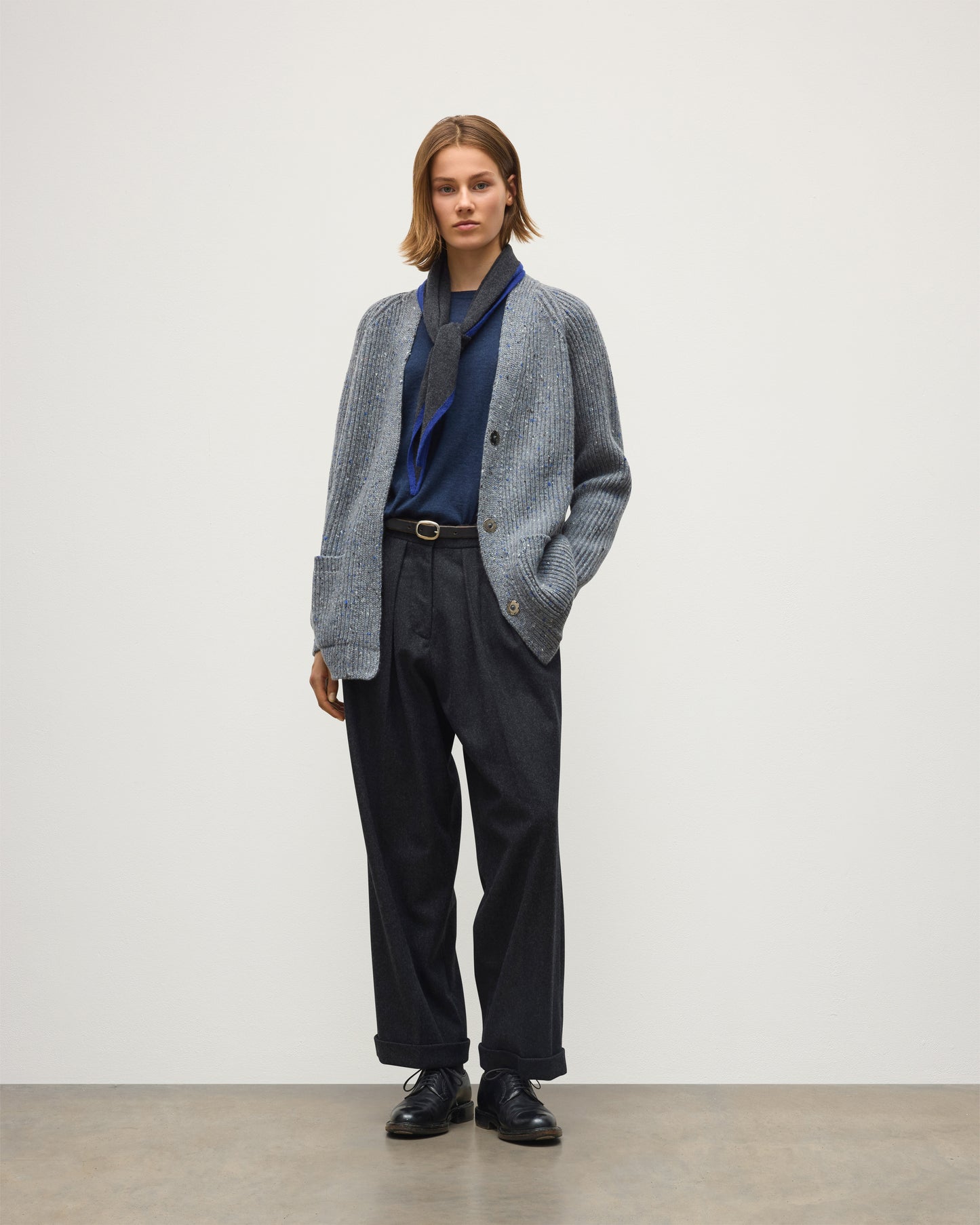 JOHNSTONS OF ELGIN NORAH CARDIGAN DONEGAL CASHMERE RIBBED CARDIGAN WITH POCKETS GREY 100% CASHMERE KAC05992HA4270