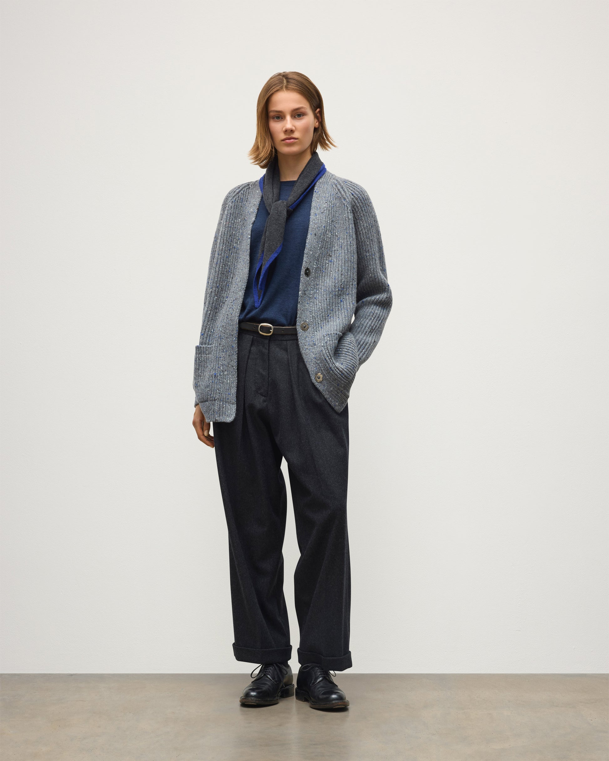 JOHNSTONS OF ELGIN NORAH CARDIGAN DONEGAL CASHMERE RIBBED CARDIGAN WITH POCKETS GREY 100% CASHMERE KAC05992HA4270
