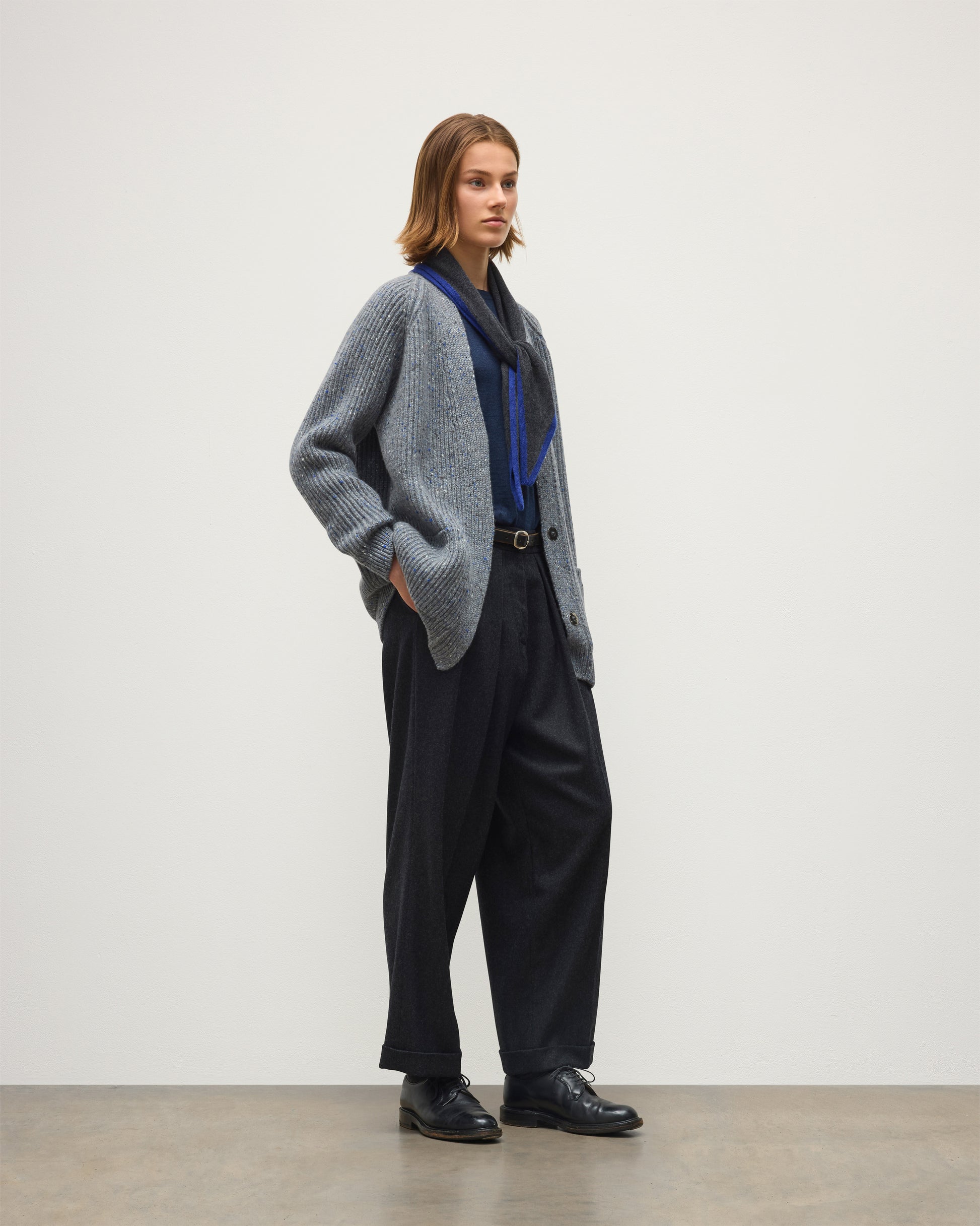 JOHNSTONS OF ELGIN NORAH CARDIGAN DONEGAL CASHMERE RIBBED CARDIGAN WITH POCKETS GREY 100% CASHMERE KAC05992HA4270