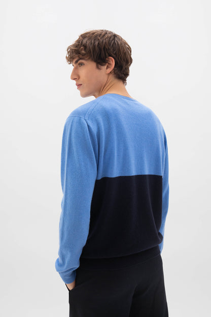 Johnstons of Elgin SS24 Unisex Knitwear Dark Navy & Skye Blue Unisex Colour Block Cashmere Sweater KAI05232Q24292