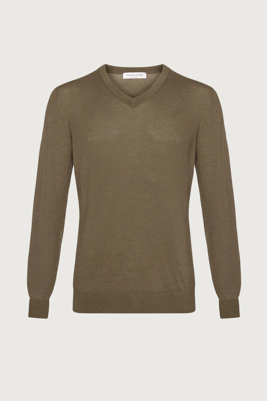 Johnstons of Elgin AW24 Unisex Knitwear Olive Unisex Superfine Cashmere V Neck KAI05242SC4600