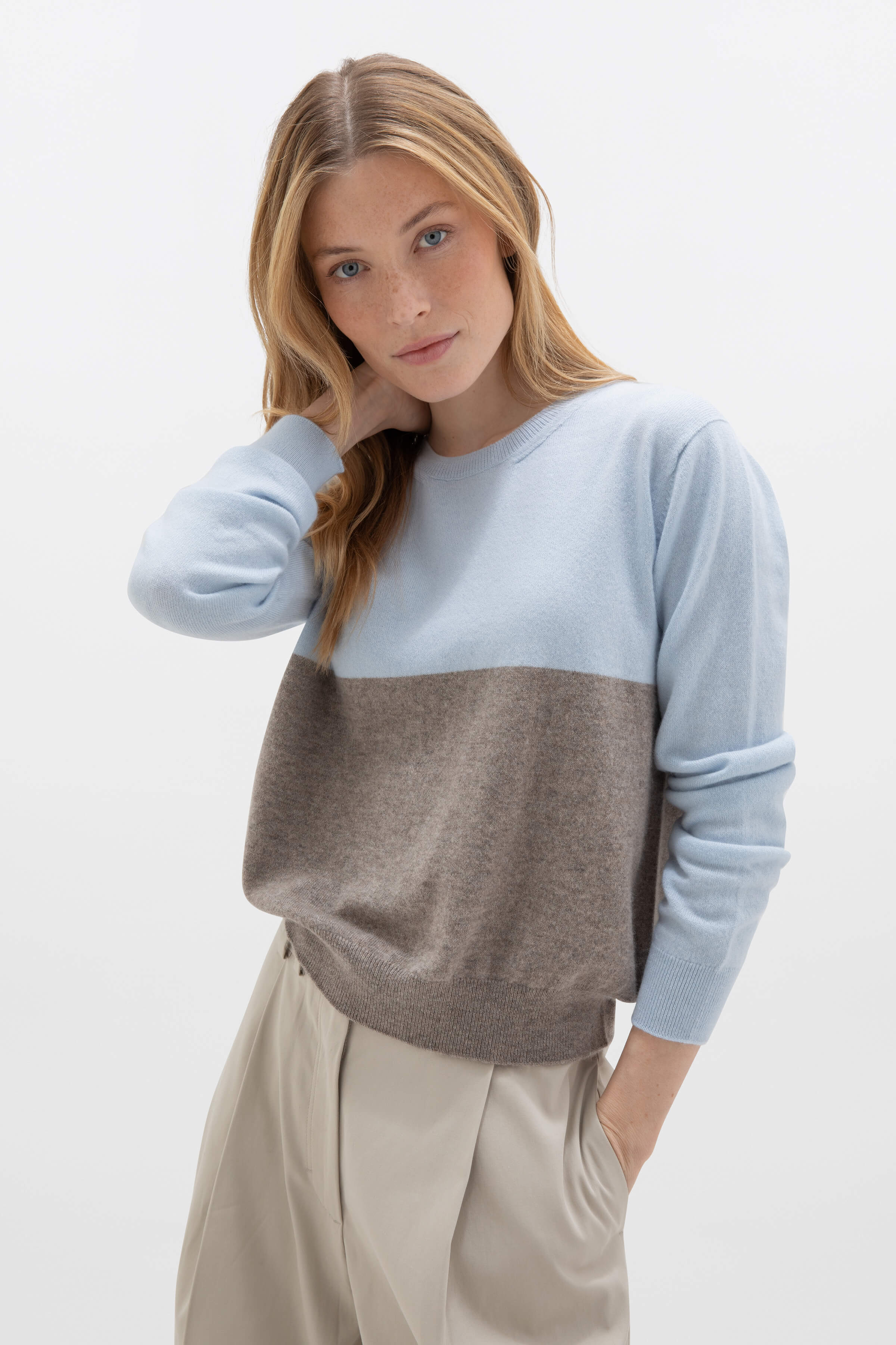 Women's Jumpers | Cashmere Knit Sweaters & Hoodies – Johnstons of 