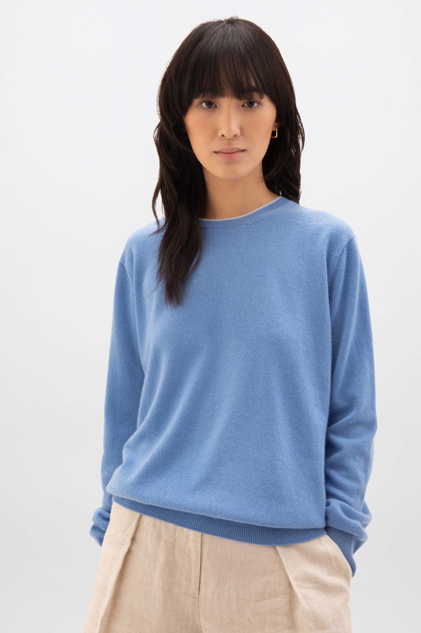 Women's Blue Cashmere Sweater with Contrast Tipping – Johnstons of Elgin