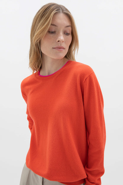 Johnstons of Elgin SS24 Women's Knitwear Coral & Fluro Pink Cashmere Boyfriend Sweater KAI05248Q24275