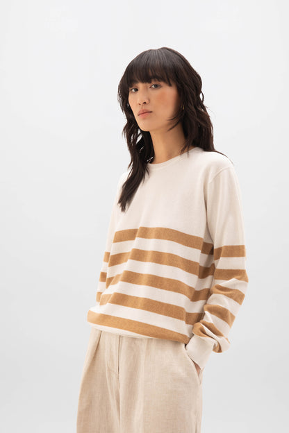 Johnstons of Elgin SS24 Women's Knitwear Luna White & Camel Breton Cashmere Sweater KAI05249Q24285