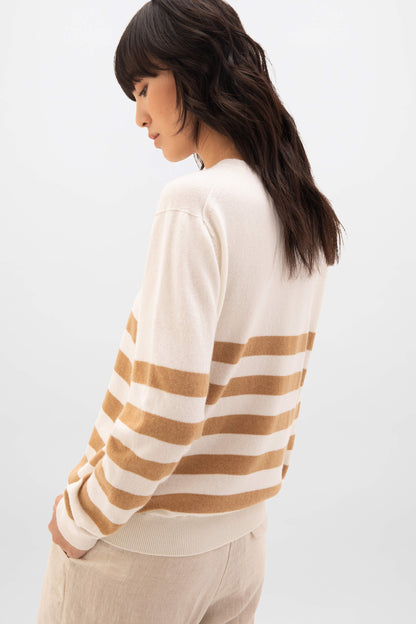 Johnstons of Elgin SS24 Women's Knitwear Luna White & Camel Breton Cashmere Sweater KAI05249Q24285