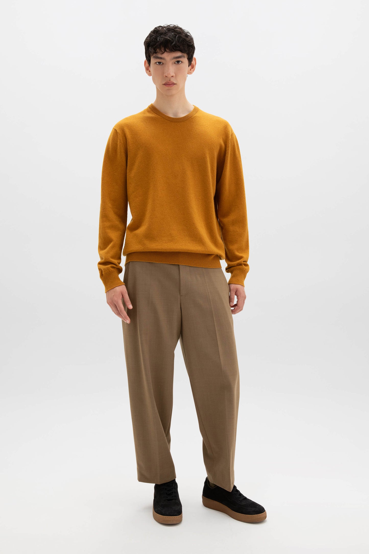 Johnstons of Elgin AW24 Men's Knitwear Ochre Cashmere Crew Neck Jumper KAI05265SF4347