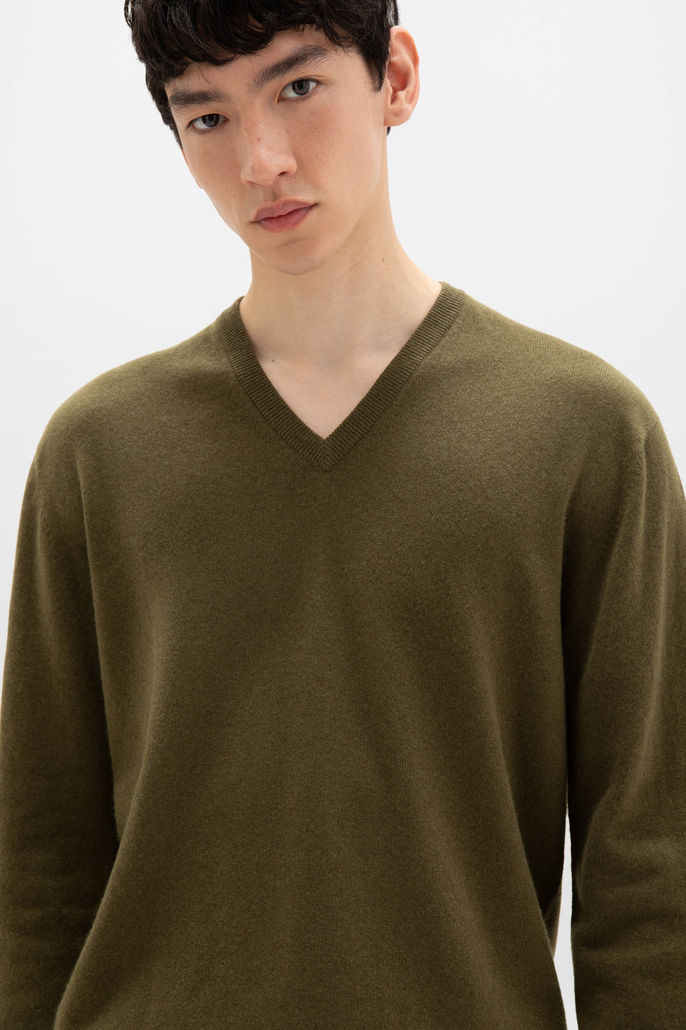 Olive Green Cashmere V Neck Jumper Johnstons of Elgin