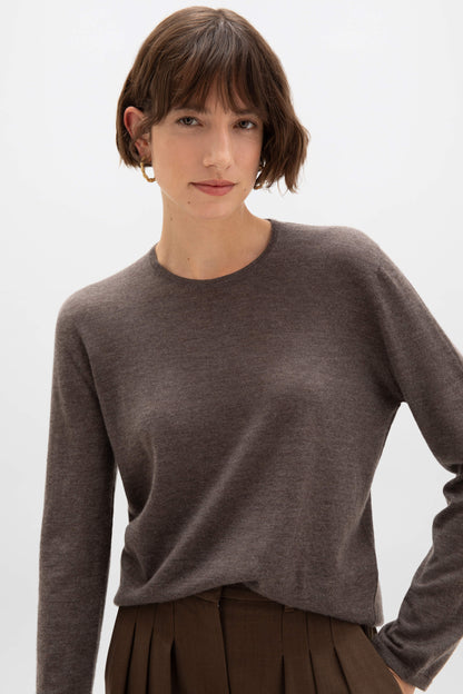 Johnstons of Elgin AW24 Women's Knitwear Ash Superfine Cashmere Long Sleeve T-Shirt KAI05318HB7092