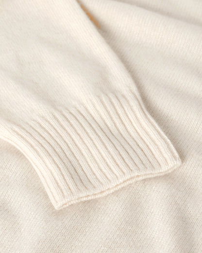 Johnstons of Elgin AW25 Women's Knitwear Champagne Gauzy Cashmere Cream Roll Neck Jumper Close Up  KAI05324SA0502