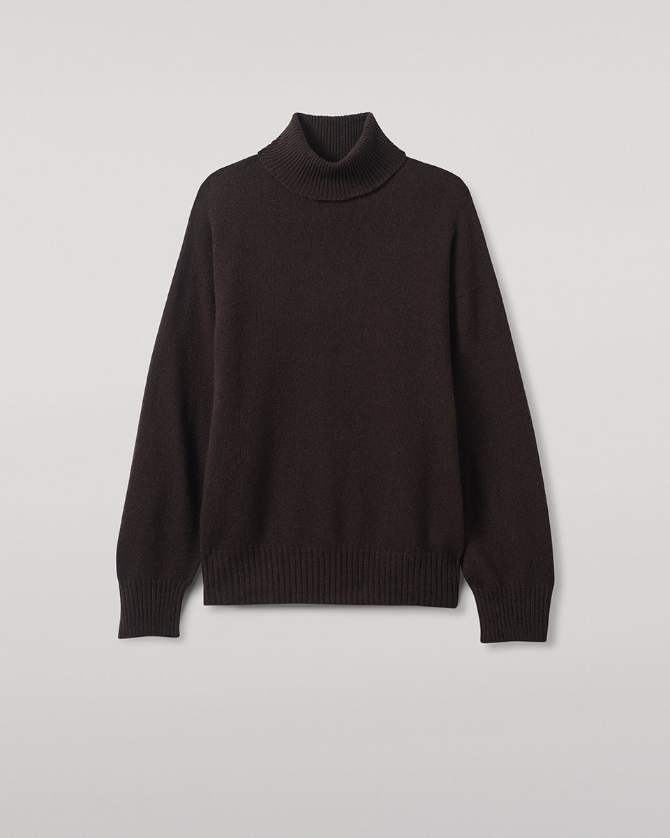 Johnstons of Elgin AW25 Women's Knitwear Molasses Gauzy Cashmere Brown Roll Neck Jumper Close Up KAI05324SB7290