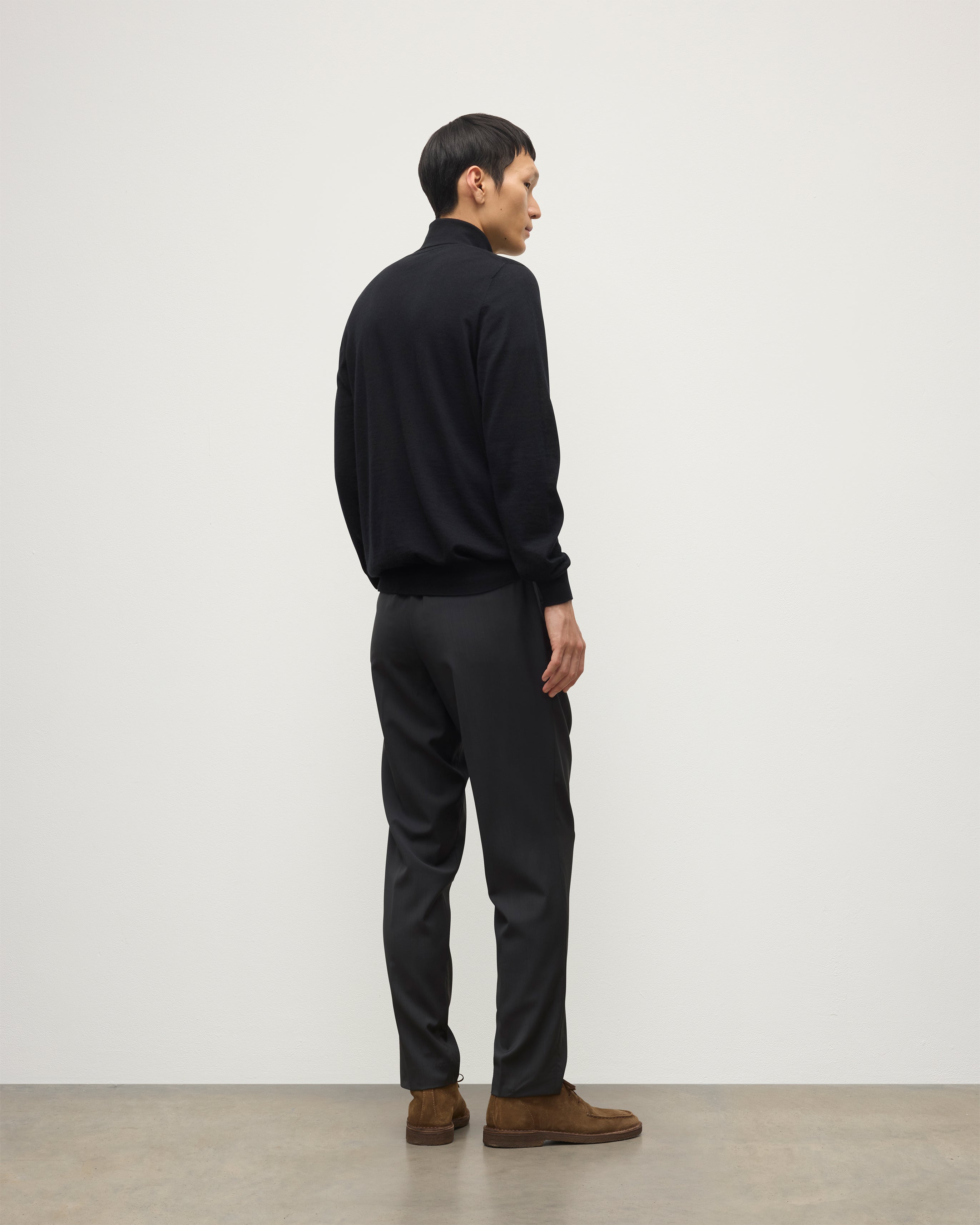 Superfine Black Cashmere Roll Neck Sweater | Men's Cashmere