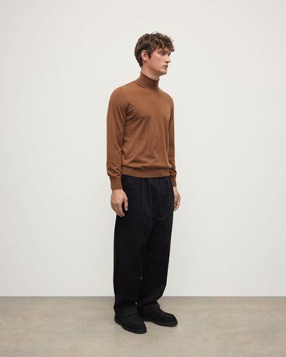 Johnstons of Elgin Men's Superfine Cashmere Camel Roll Neck Sweater KAI05333SB7300