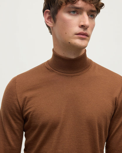Johnstons of Elgin Men's Superfine Cashmere Camel Roll Neck Sweater KAI05333SB7300
