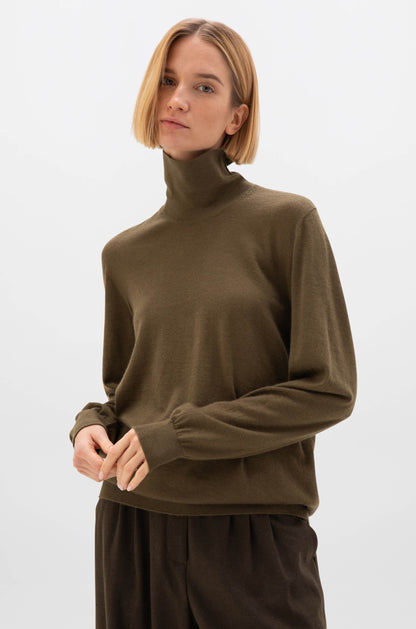 Johnstons of Elgin AW24 Unisex Knitwear Olive Unisex Superfine Cashmere Roll Neck KAI05333SC4600