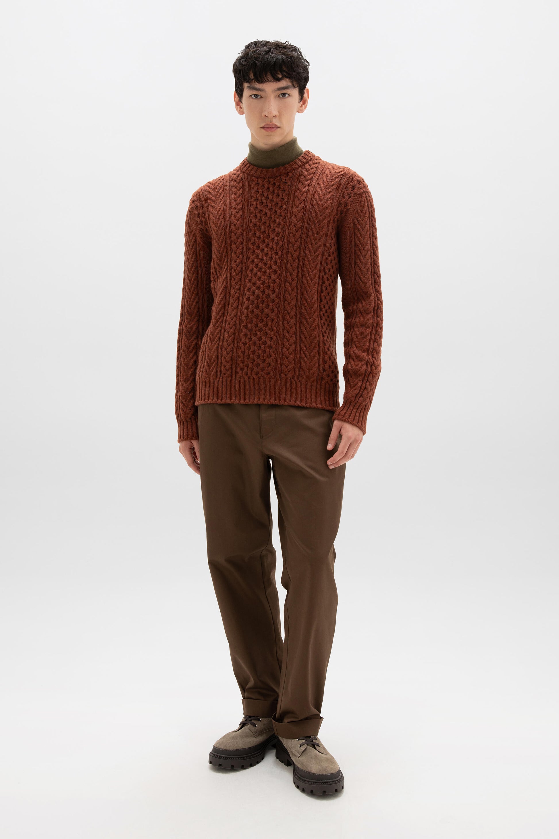 Johnstons of Elgin AW24 Men's Knitwear Russet Aran Cable Cashmere Jumper KAI05336HE7051