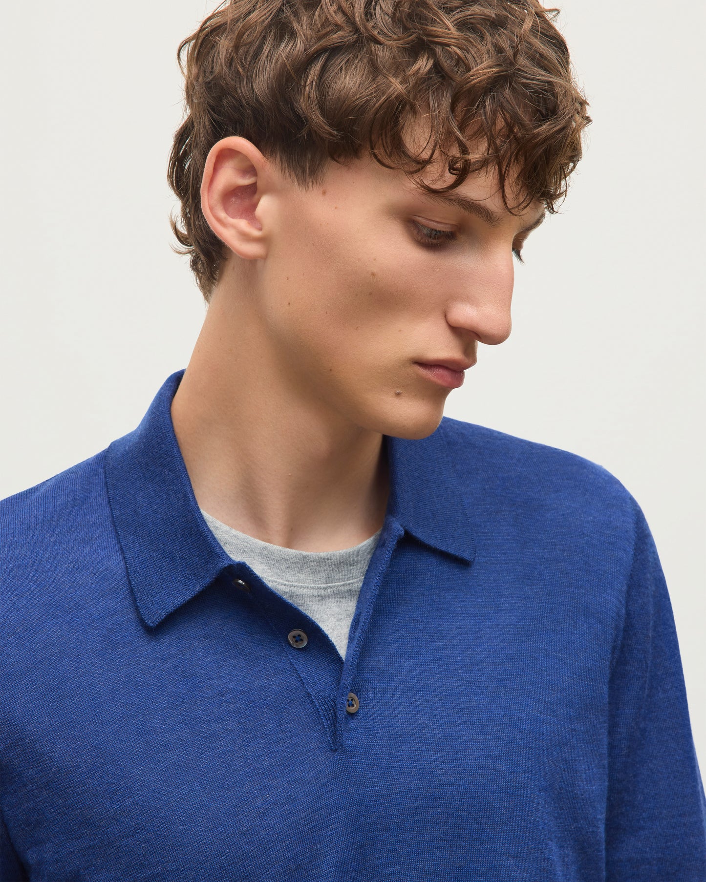 JOHNSTONS OF ELGIN FIN LONG SLEEVE POLO SHIRT SUPERFINE CASHMERE LONG SLEEVE POLO SHIRT - 3 PLY BLUE 100% CASHMERE KAI05481HD4509