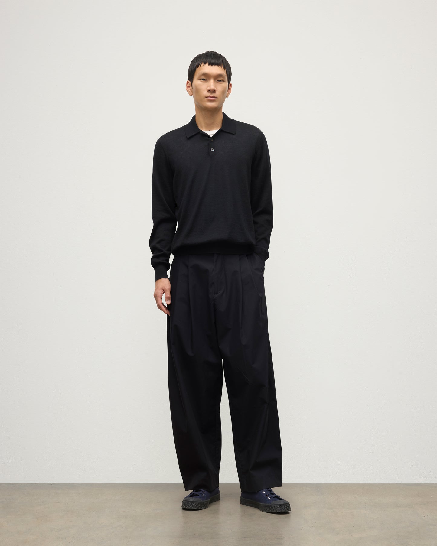 Johnstons of Elgin AW25 Men's Knitwear Black Black Cashmere Polo Shirt KAI05481SA7146