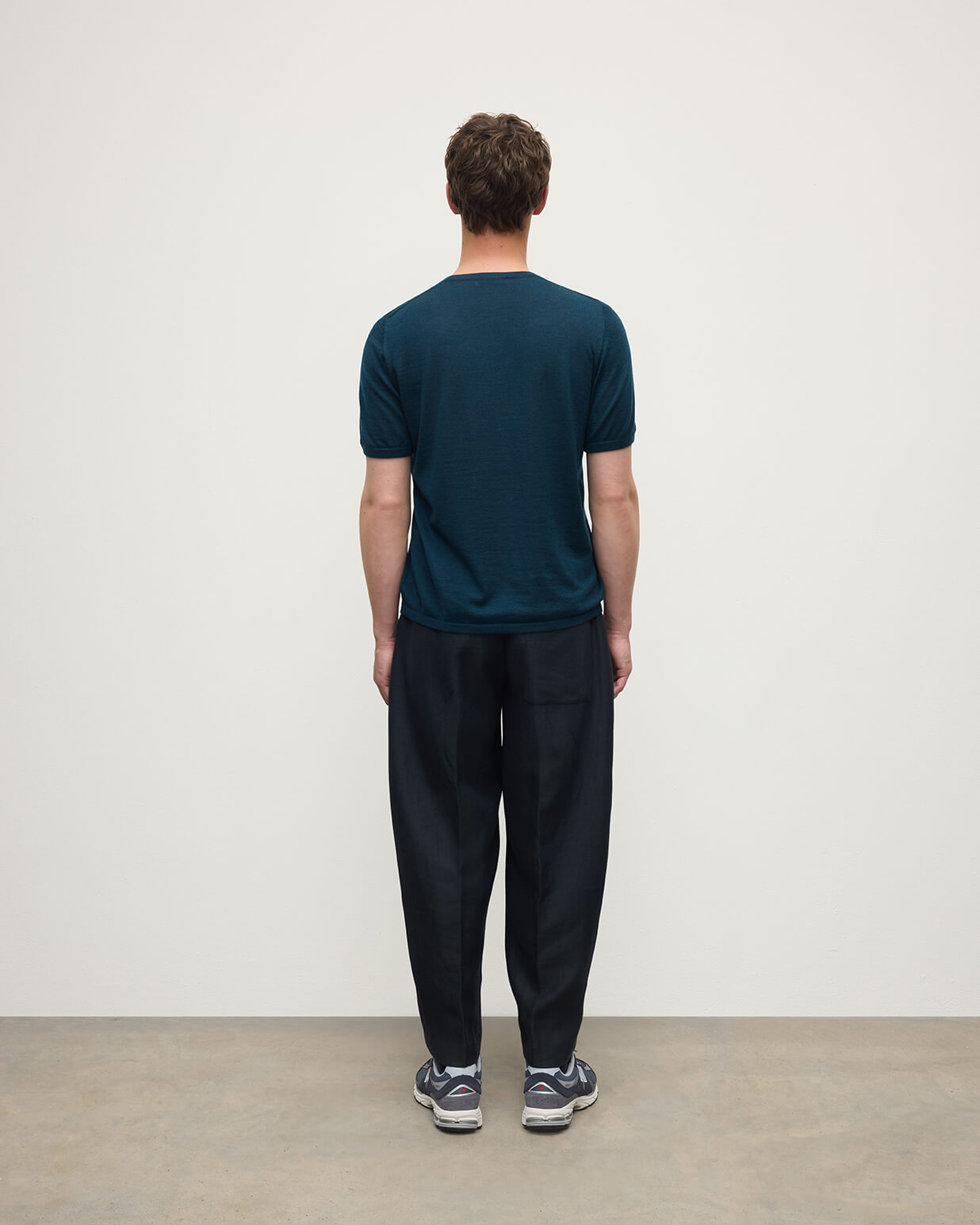 Johnstons of Elgin AW25 Men's Knitwear Bottle Green Green Superfine Cashmere T-Shirt KAI05595SC7344