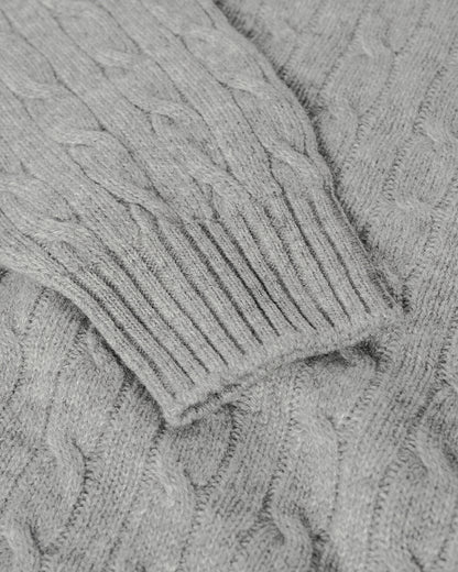 Johnstons of Elgin AW25 Men's Knitwear Light Grey Cable Knit Grey Cashmere Jumper Details KAI05693HA0308