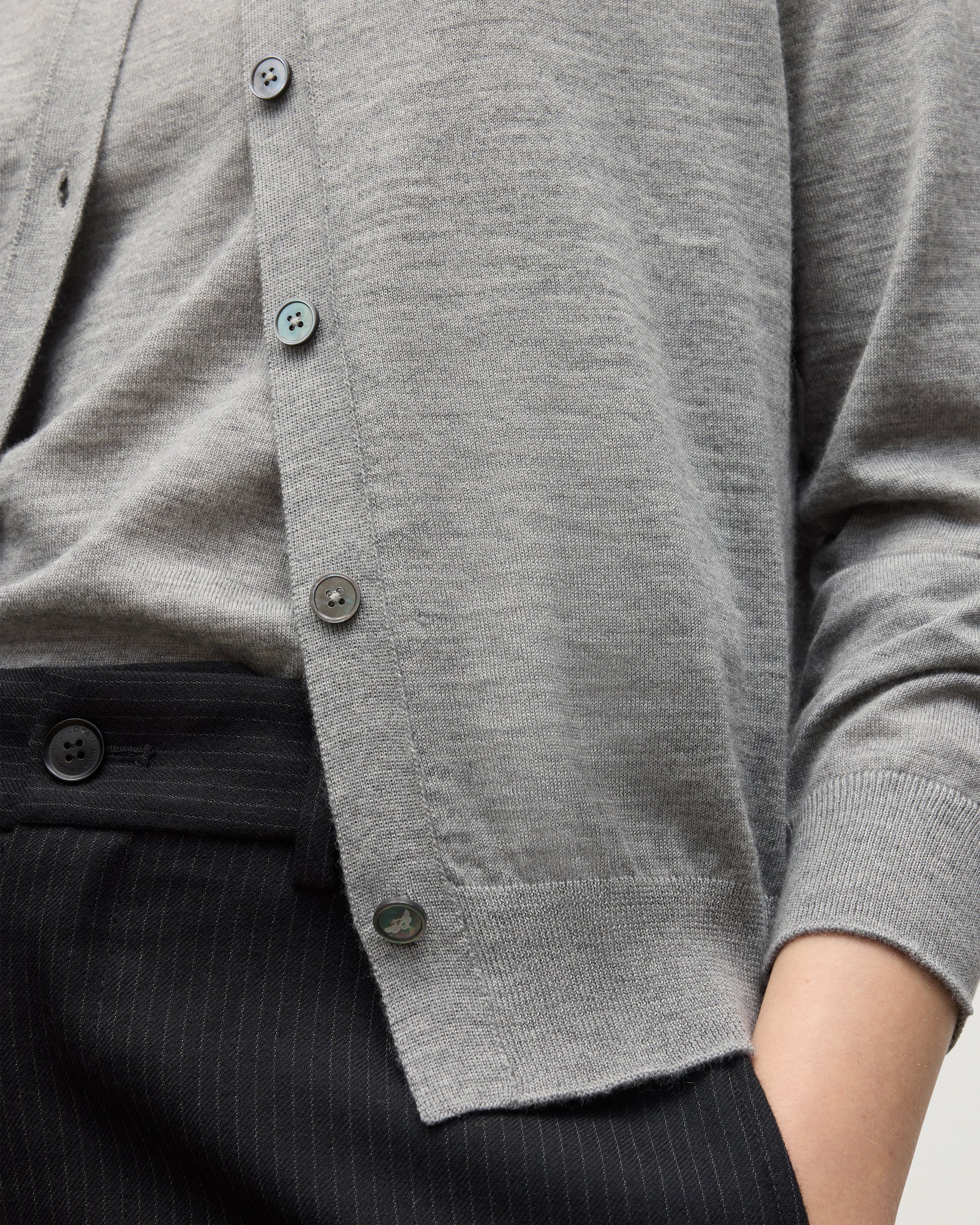 MODEL WEARING JOHNSTONS OF ELGIN WOMENS HONOR CREW CARDIGAN GREY 100% SUPERFINE CASHMERE OVER A MATCHING T-SHIRT KAI05708HA4253