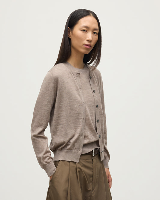 MODEL WEARING JOHNSTONS OF ELGIN WOMENS HONOR CREW CARDIGAN LIGHT BROWN 100% SUPERFINE CASHMERE KAI05708HB0273