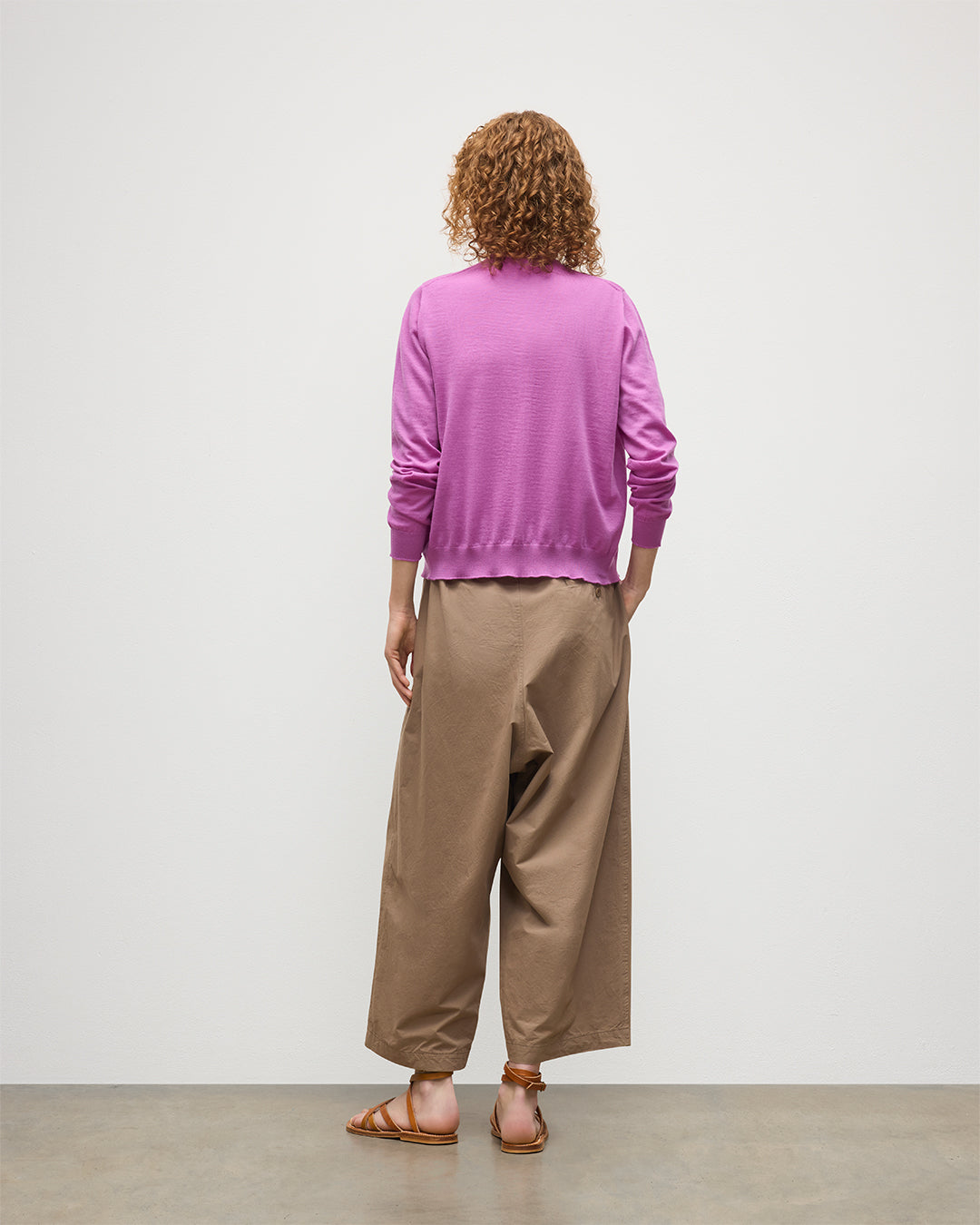 JOHNSTONS OF ELGIN WOMENS HONOR CREW CARDIGAN PINK 100% SUPERFINE CASHMERE KAI05708SE5321