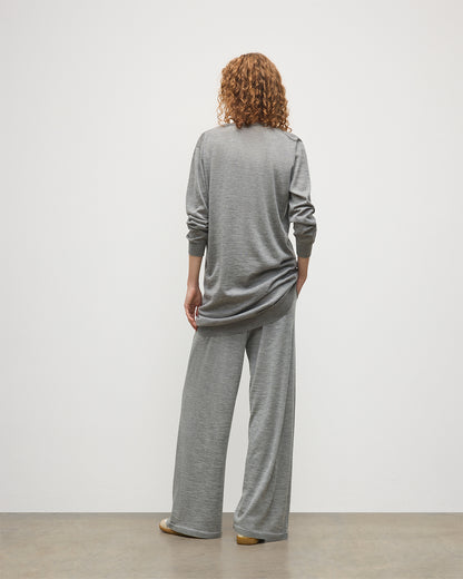 JOHNSTONS OF ELGIN WOMENS ELISE VEE SWEATER GREY 100% SUPERFINE CASHMERE WITH MATCHING TROUSERS KAI05715HA4253