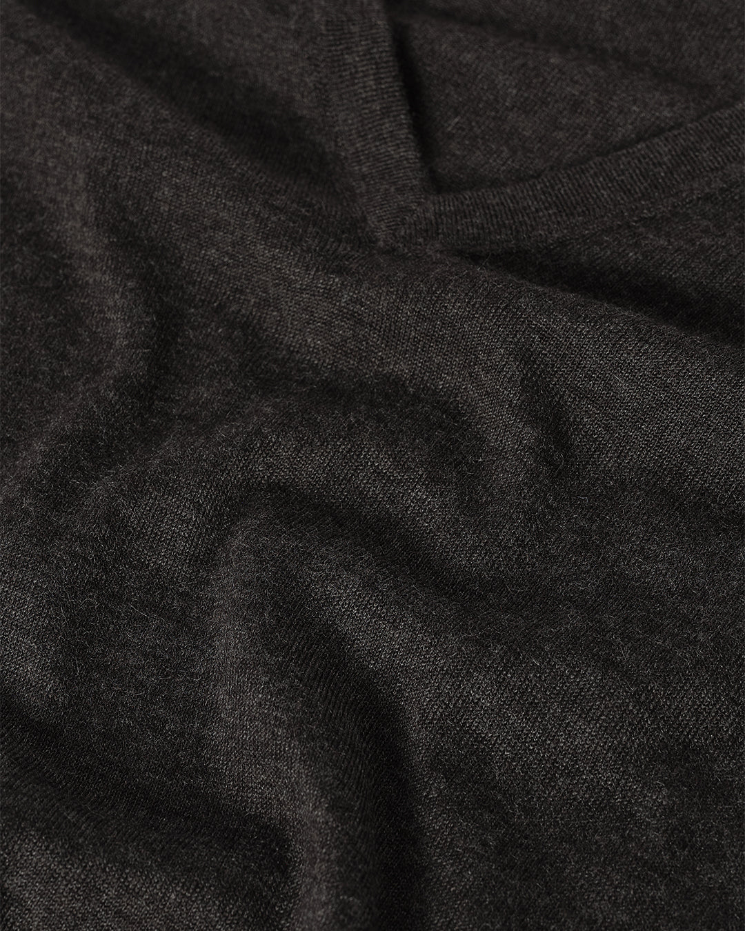 JOHNSTONS OF ELGIN WOMENS ELISE VEE SWEATER GREY 100% SUPERFINE CASHMERE  KAI05715HA7218