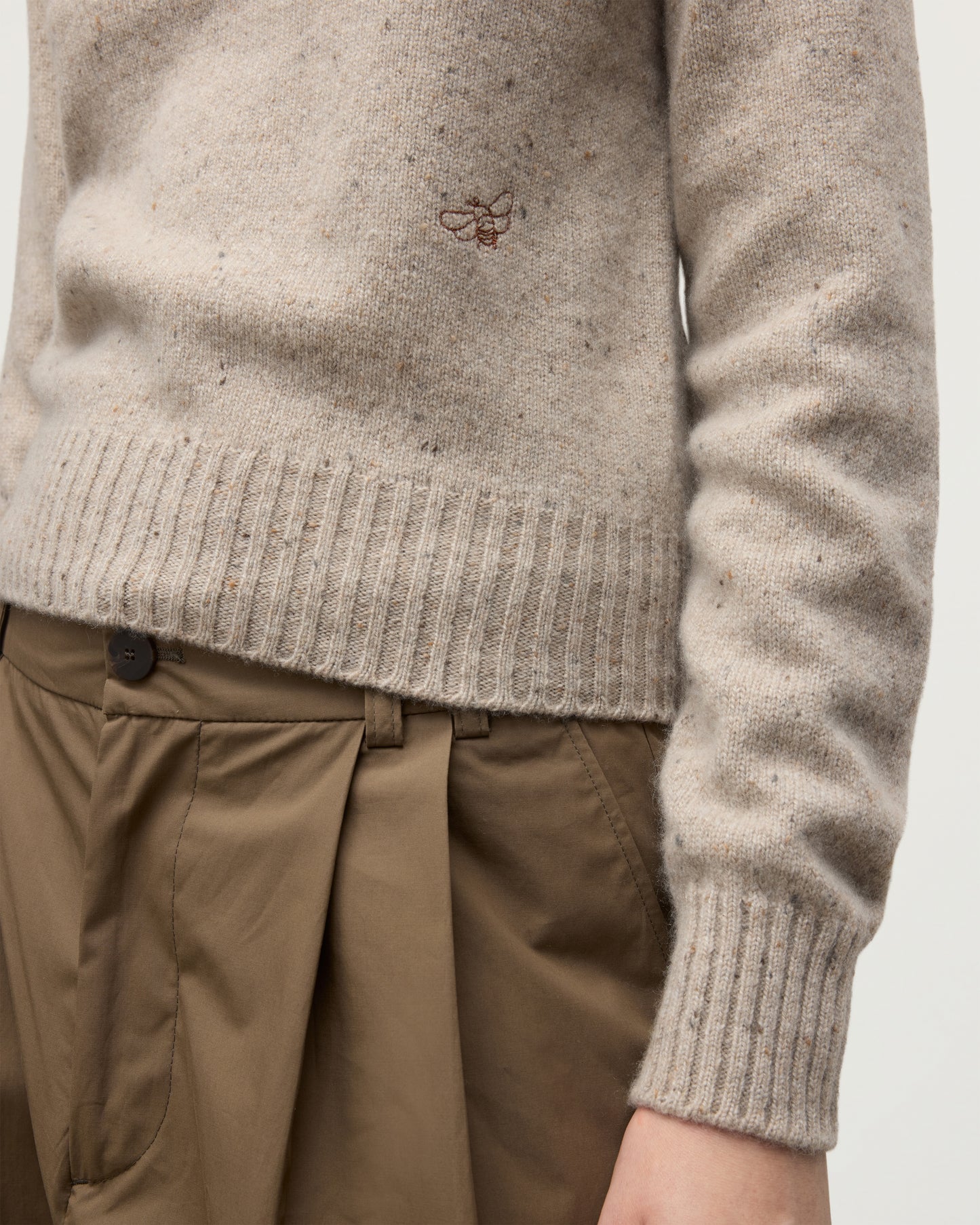 JOHNSTONS OF ELGIN WOMENS CAIRN CREW SWEATER GREY 100% DONEGAL CASHMERE KAI05719HA0397