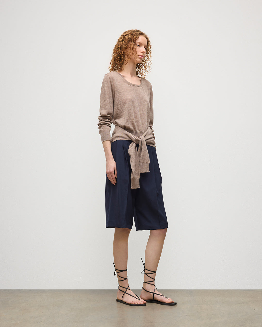 JOHNSTONS OF ELGIN WOMENS ELLA SCOOP SWEATER LIGHT BROWN 100% SUPERFINE CASHMERE KAI05723HB0273