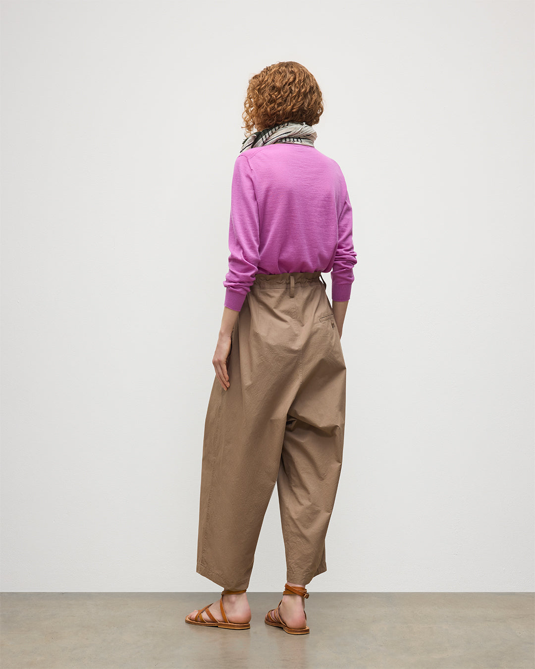 JOHNSTONS OF ELGIN WOMENS ELLA SCOOP SWEATER PINK 100% SUPERFINE CASHMERE KAI05723SE5321