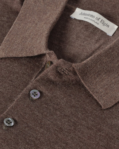 JOHNSTONS OF ELGIN MENS FIN SHORT SLEEVE SUPERFINE POLOSHIRT LIGHT BROWN KAI05741HB7092