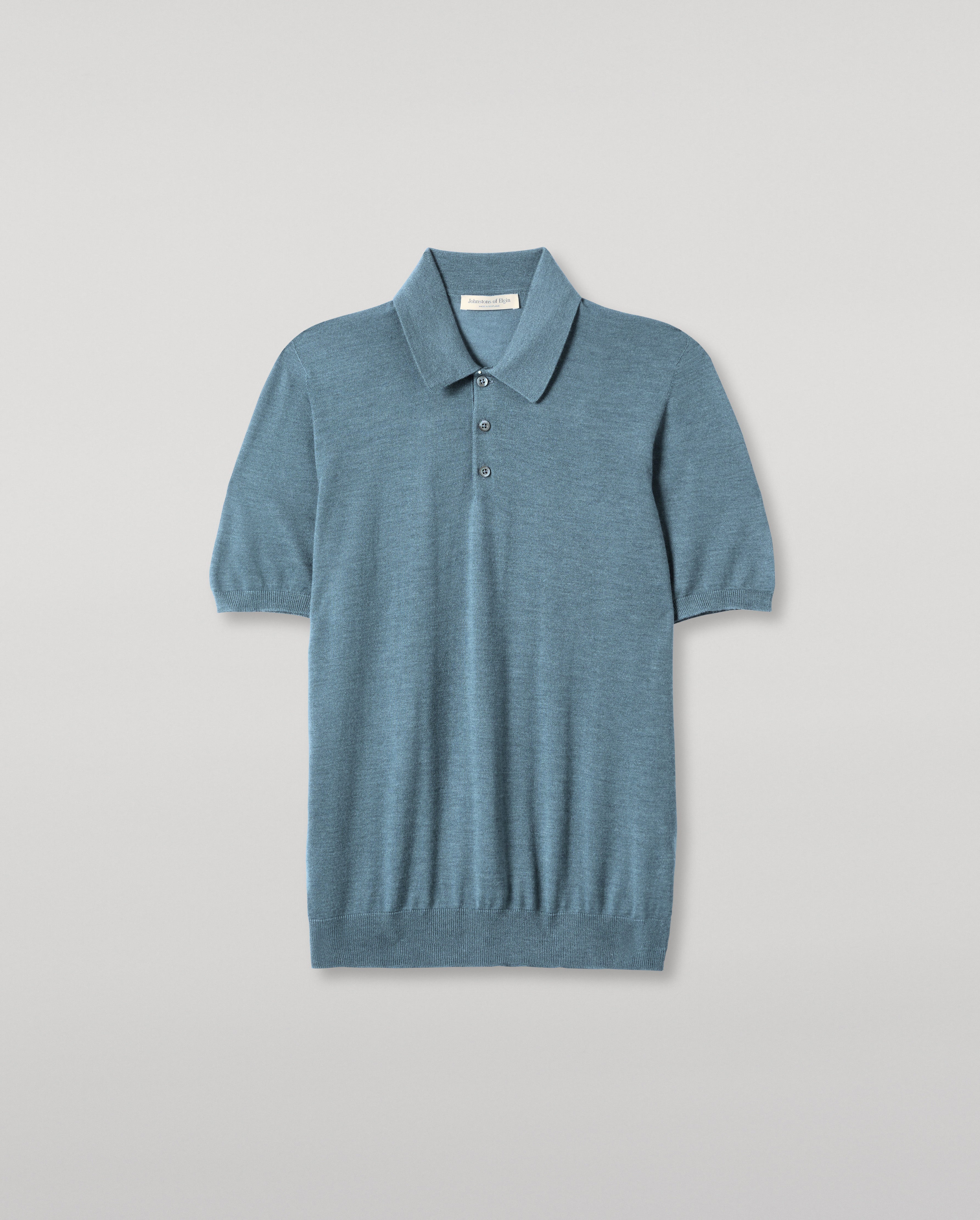 ポロシャツとTシャツ – Johnstons of Elgin