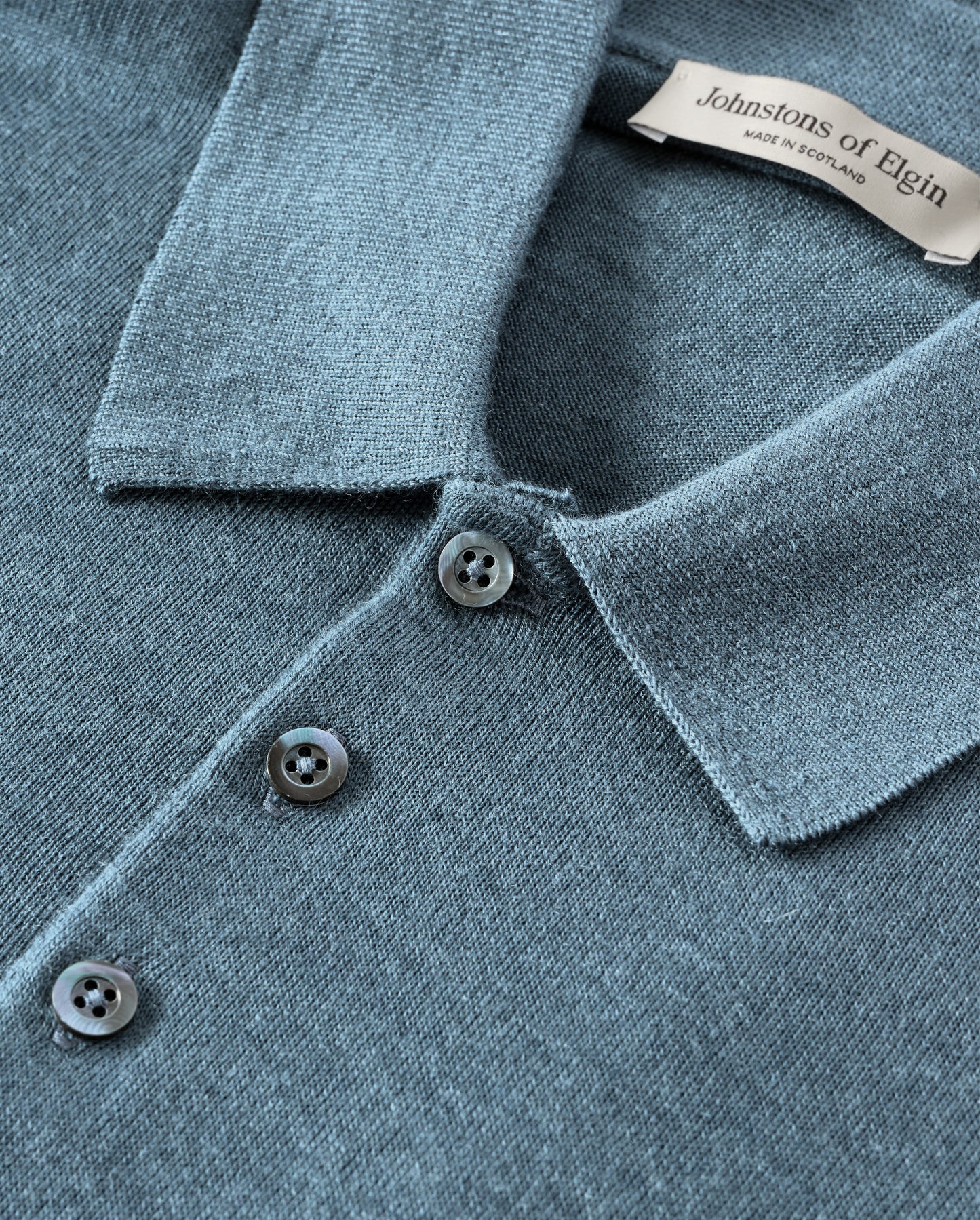 JOHNSTONS OF ELGIN MENS FIN SHORT SLEEVE SUPERFINE POLOSHIRT GREEN 100% SUPERFINE CASHMERE KAI05741SD5242