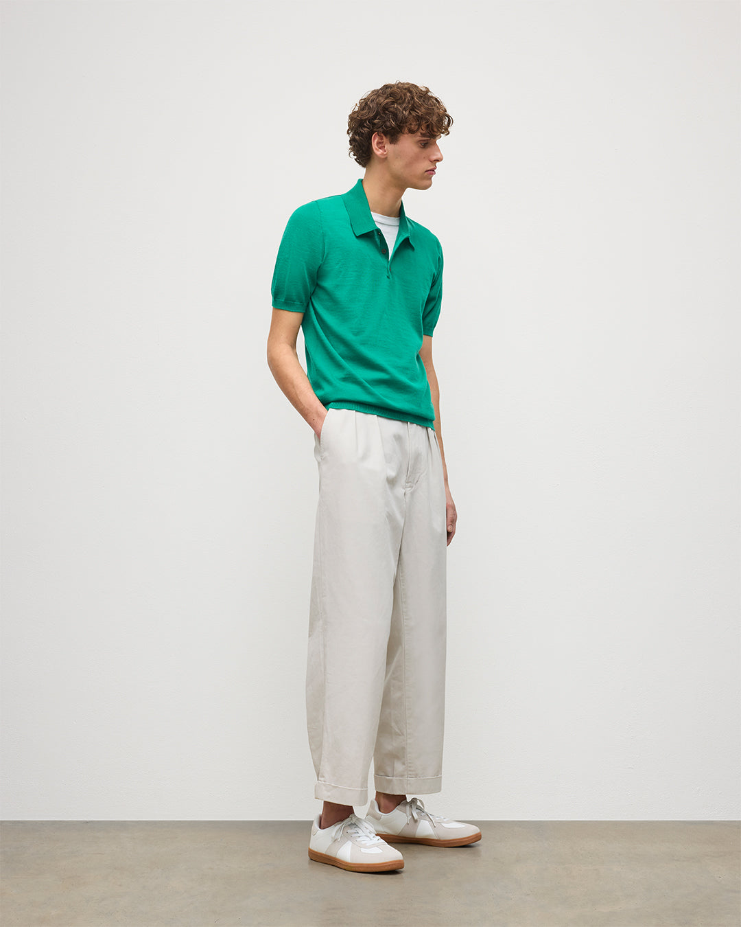 JOHNSTONS OF ELGIN MENS FIN SHORT SLEEVE SUPERFINE POLOSHIRT GREEN 100% SUPERFINE CASHMERE KAI05741SC4714