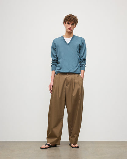 JOHNSTONS OF ELGIN MENS FIN SUPERFINE VEE NECK GREEN 100% SUPERFINE CASHMERE KAI05744SD5242