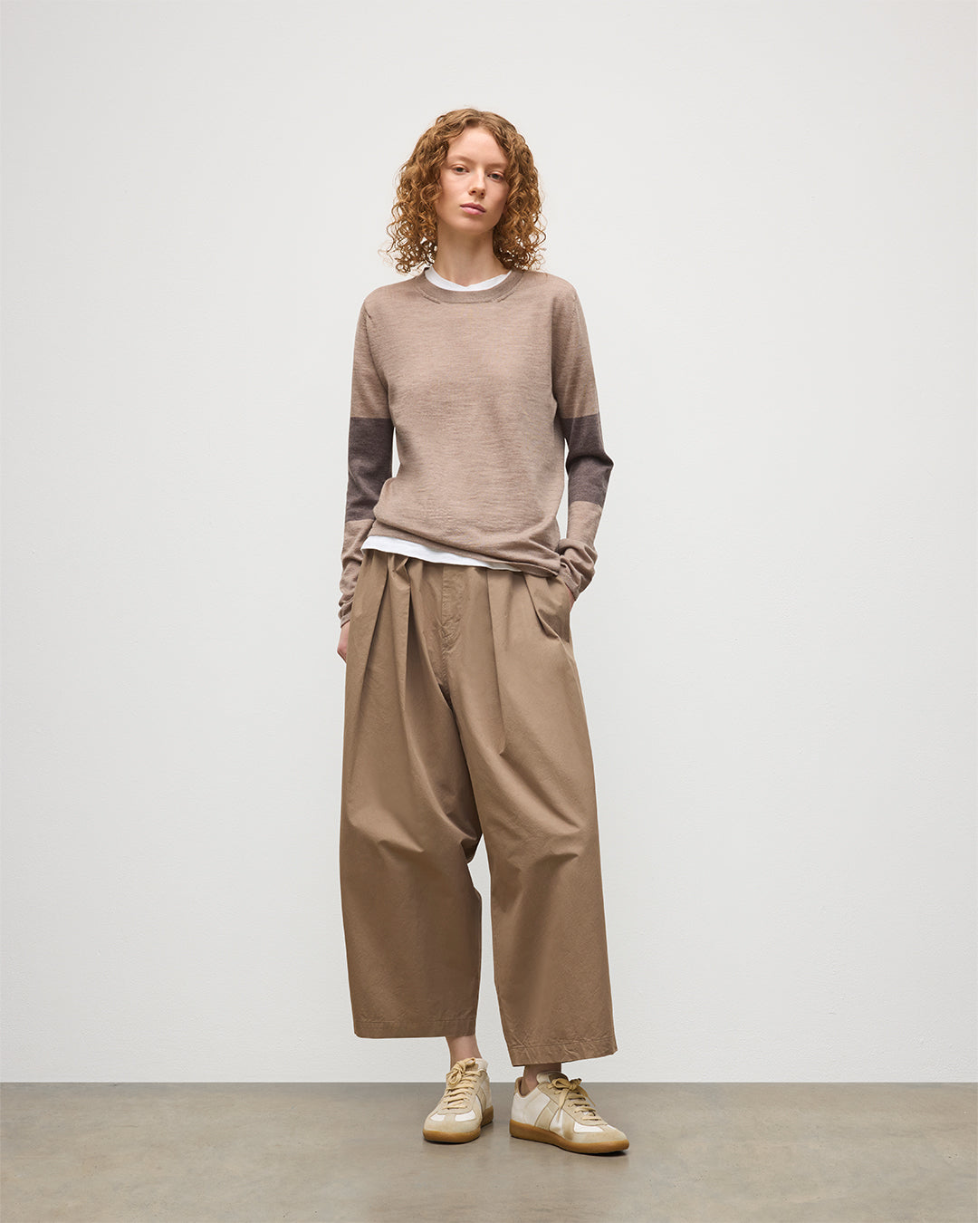 JOHNSTONS OF ELGIN WOMENS EUNA T-SHIRT BROWN 100% SUPERFINE CASHMERE KAI05761Q25961