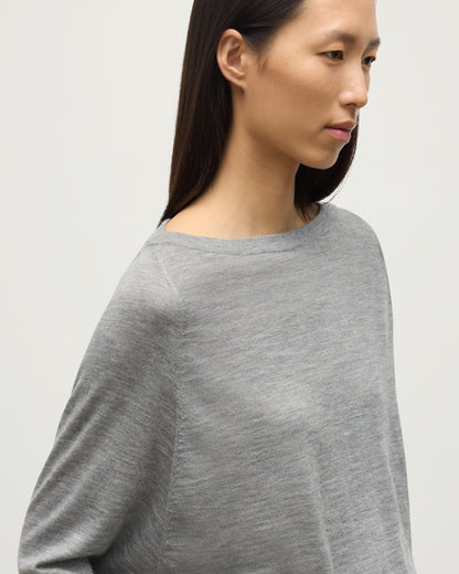 MODEL WEARS JOHNSTONS OF ELGIN WOMENS FINOLA SWEATER GREY KAI05789HA4253