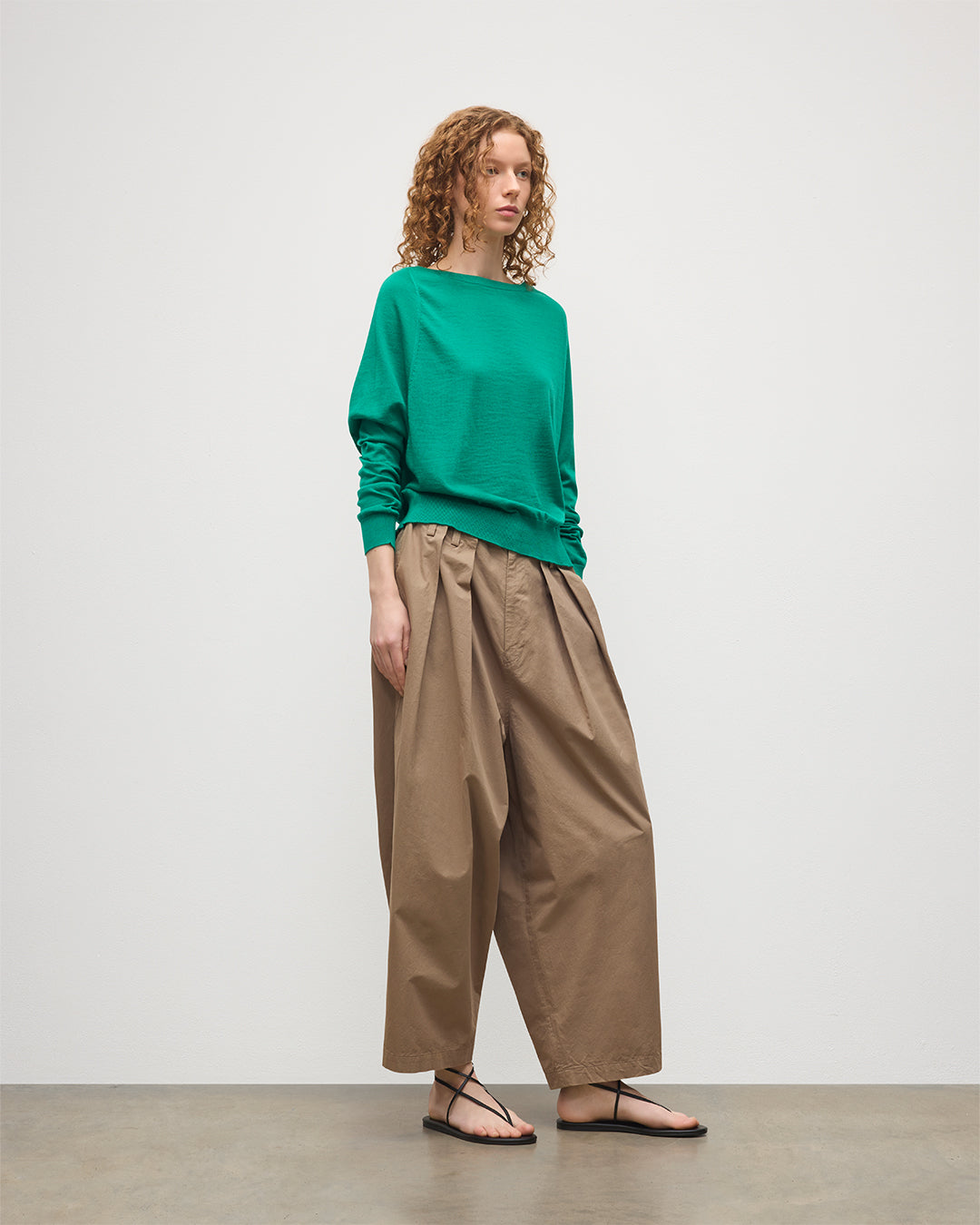 JOHNSTONS OF ELGIN WOMENS FINOLA SWEATER GREEN 100% SUPERFINE CASHMERE KAI05789SC4714