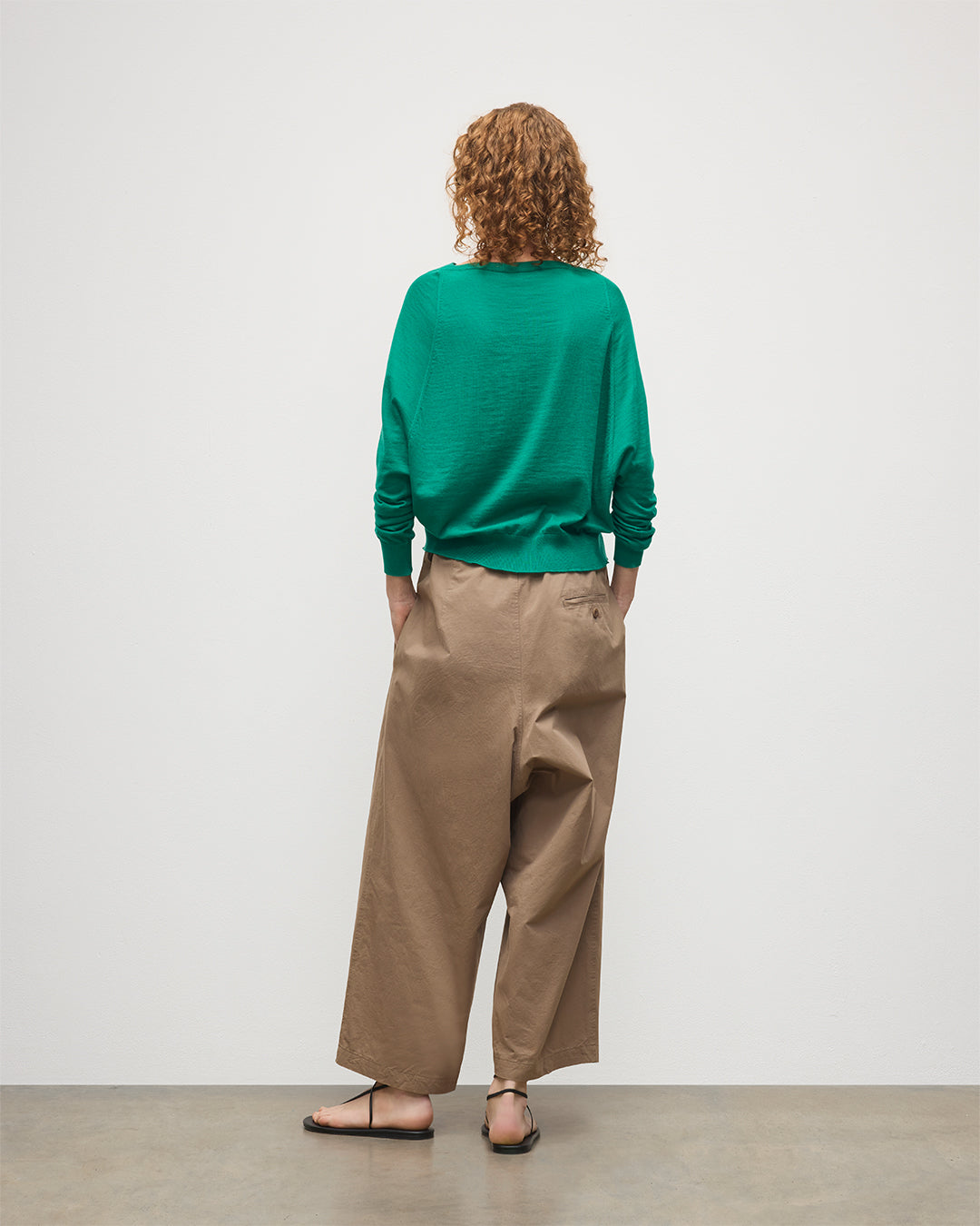 JOHNSTONS OF ELGIN WOMENS FINOLA SWEATER GREEN 100% SUPERFINE CASHMERE KAI05789SC4714