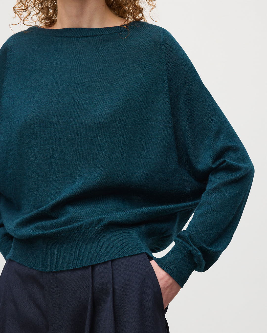 JOHNSTONS OF ELGIN WOMENS FINOLA SWEATER GREEN 100% SUPERFINE CASHMERE KAI05789SC7344